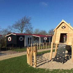 Luxe chalet Camping Ginsterveld