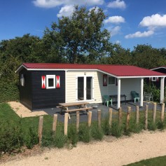 Luxe Chalet 4 persoons Camping Ginsterveld
